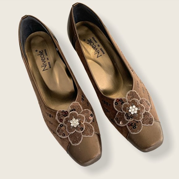 Niveole brown suede heels - US Women's Sz 8 - Picture 2 of 5